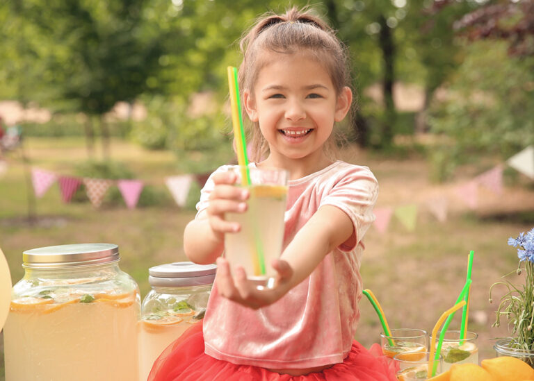 Fruchtige Kinder-Cocktails beim Steiermark Urlaub